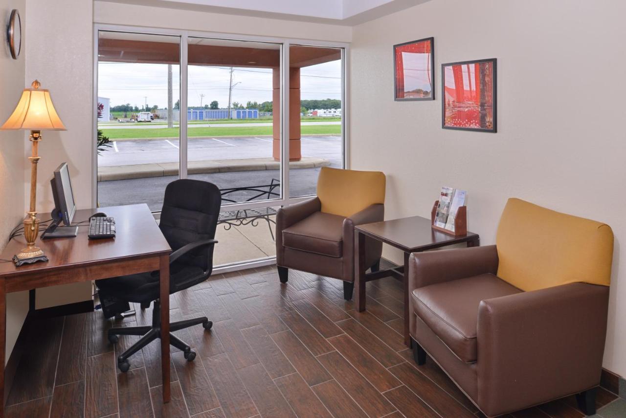 Red Roof Inn Clyde Dış mekan fotoğraf