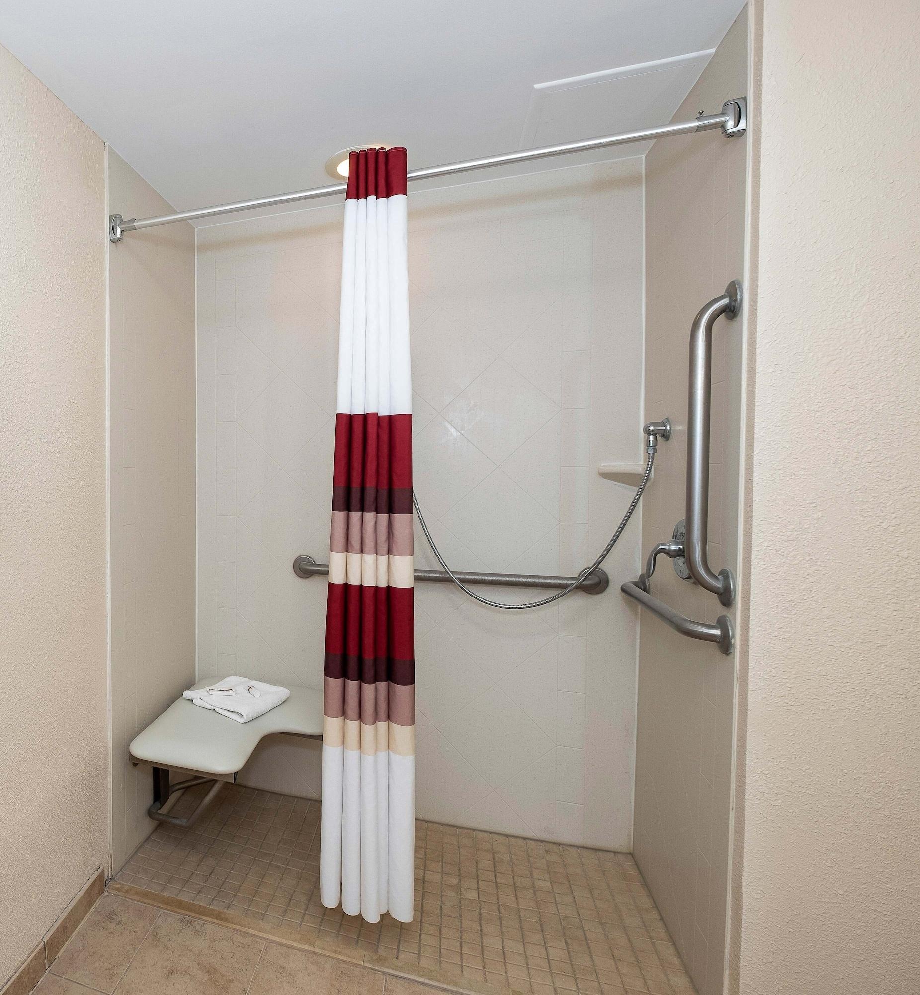 Red Roof Inn Clyde Dış mekan fotoğraf